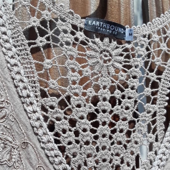 Earthbound Tan Embroidered Crochet Tank Top Size M - Picture 3 of 7